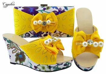 

Hot selling party sets African wedge heel sandal shoes and handbag sets MM1063 in yellow, heel height 10.5cm