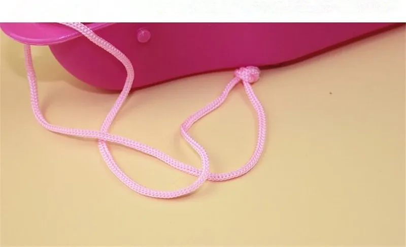 G44_2017_New_Foldable_Plastic_Pet_Dog_Cats_Feeding_Water_Bottle_Portable_Outdoor_traveling_Dogs_Drinking_Water_Bottles_ (7)