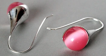 

Pretty 14mm Red Cat's Eye stone Opal 925 Sterling Silver Hook Earring 1 1/2''