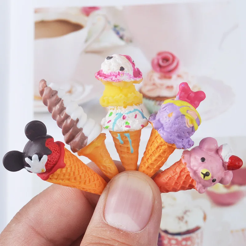 

8pcs Doll Re-ment Miniature Pretend Toys Mini Resin Ice-cream Play food for blyth bjd barbies Dollhouse Kitchen toys