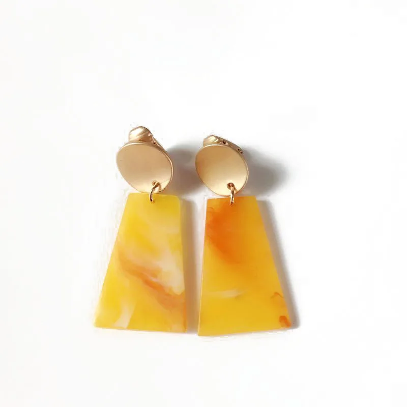 

Free Shipping Sweet Yellow Color Geometric Resin Clip Earring