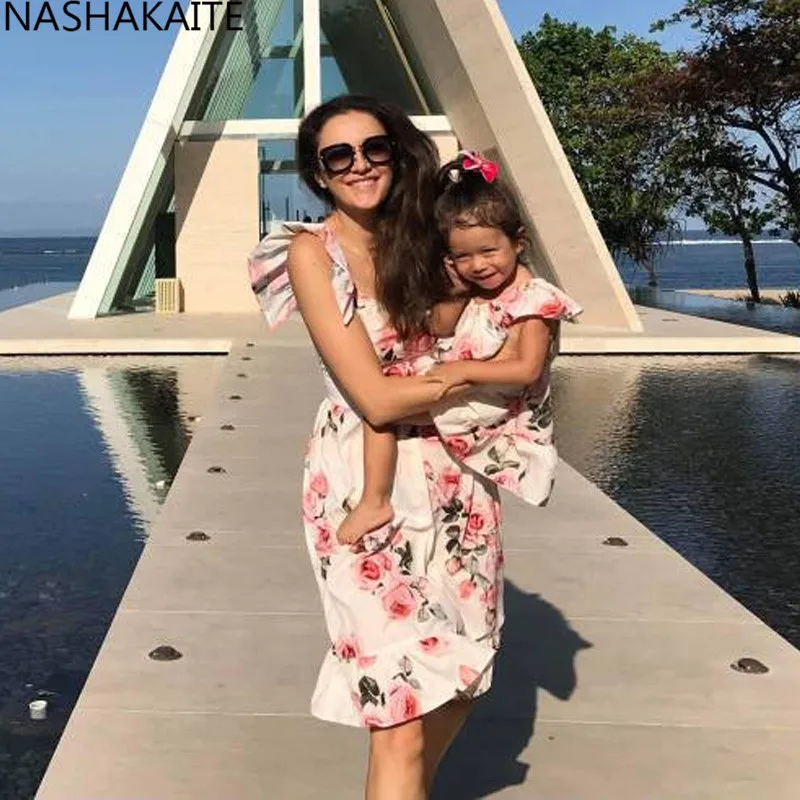 

NASHAKAITE Mom and Daughter Mommy and me Clothes Summer Backless Floral Mini Dress Mother and Daughter Clothes Family Look