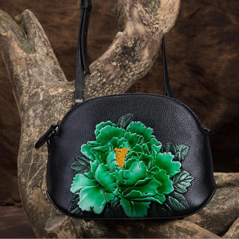 

Woman Genuine Leather Shoulder Bag Vintage Flower Embossing Crossbody Messenger Bag Small Cowhide New Summer Shell Shopping Bag