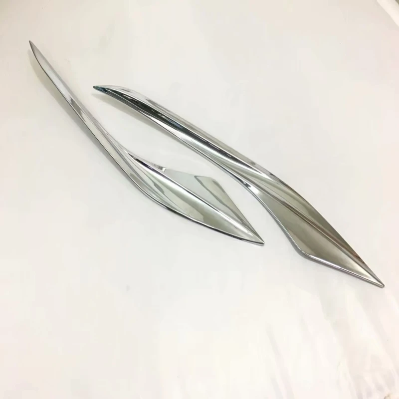 (3)