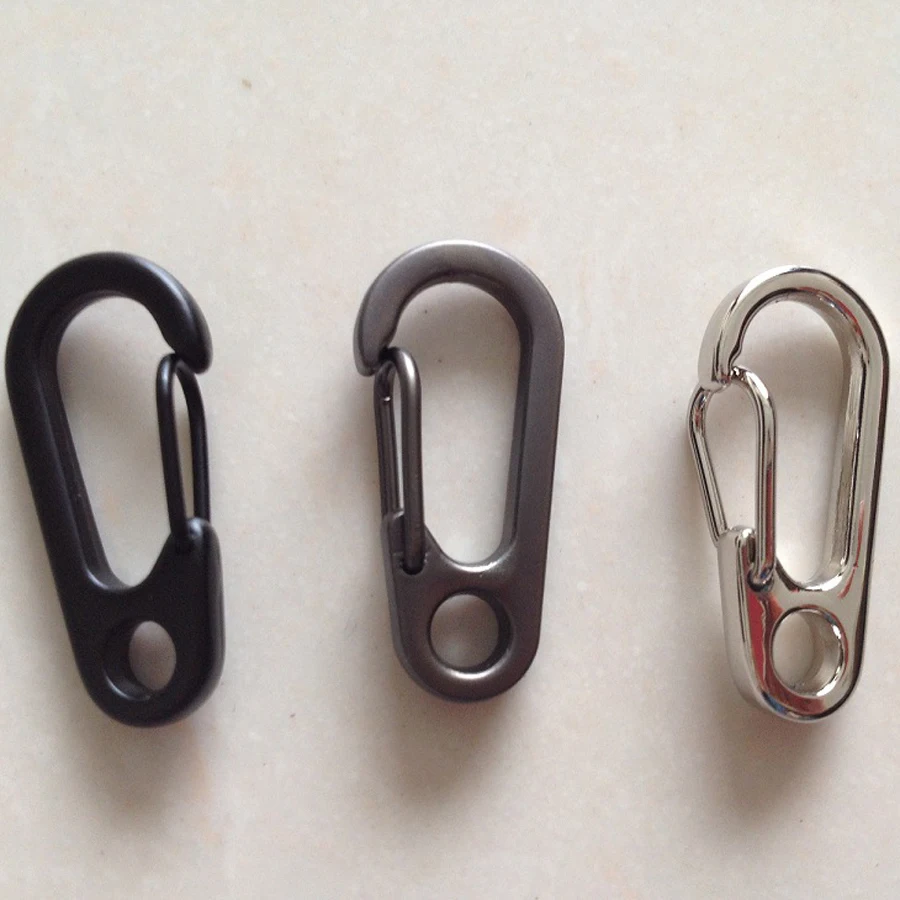 

5PCS High Quality Camping Gadgets Outdoor Climbing Carabiner Hanging Buckle Spring Clip Metal Hook Keychain Mini Keyring J076