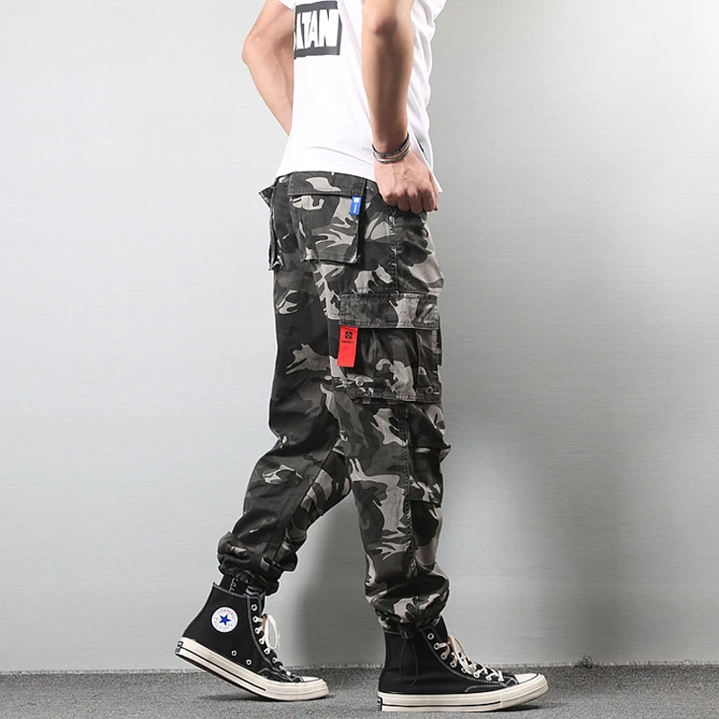 

Camouflage Military Army Pants Men Japanese Style Loose Fit Cargo Pants Multi Pockets Fashion Streetwear Hip Hop Joggers Pants