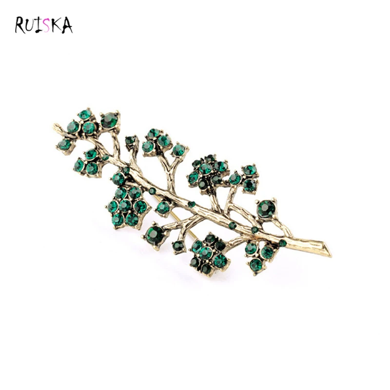 Visions Of Glamour Brooch Encrusted Green Crystal Classic Vintage Gold