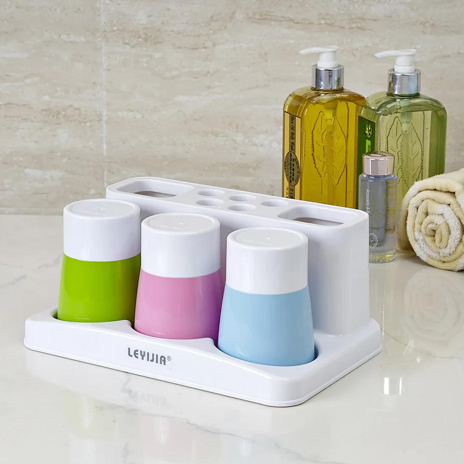 Creative couple brushing cup suit toothbrush rack environmental gargle