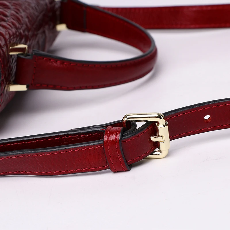 BMWWineRed011