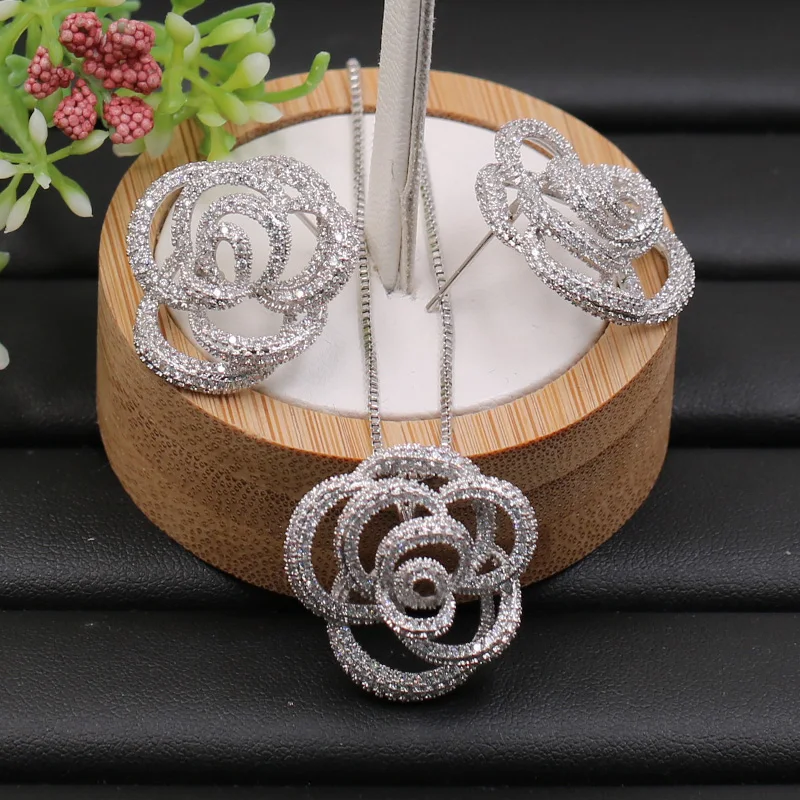 

Lanyika Jewelry Set Luxury Geometry Rose Line Full Plated Necklace with Earrings for Wedding Engagement Popular Gifts