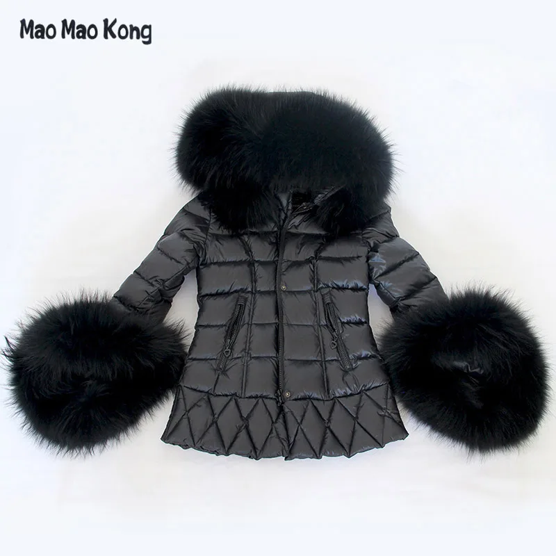 

MAO MAO KONG 2019 new winter women's black slim jacket jacket real natural raccoon fur collar white duck down short down jacket