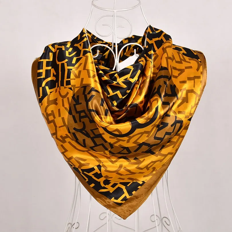 Горячая Распродажа атласный квадратный шелковый шарф с принтом для женщин, Новое поступление женских брендовых полиэфирных шарфов, синий, армейский зеленый, желтый, красный - Цвет: black gold 571