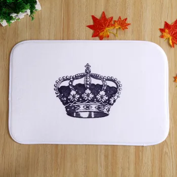 

The latest design of large crown bedroom home in front of non-slip mats