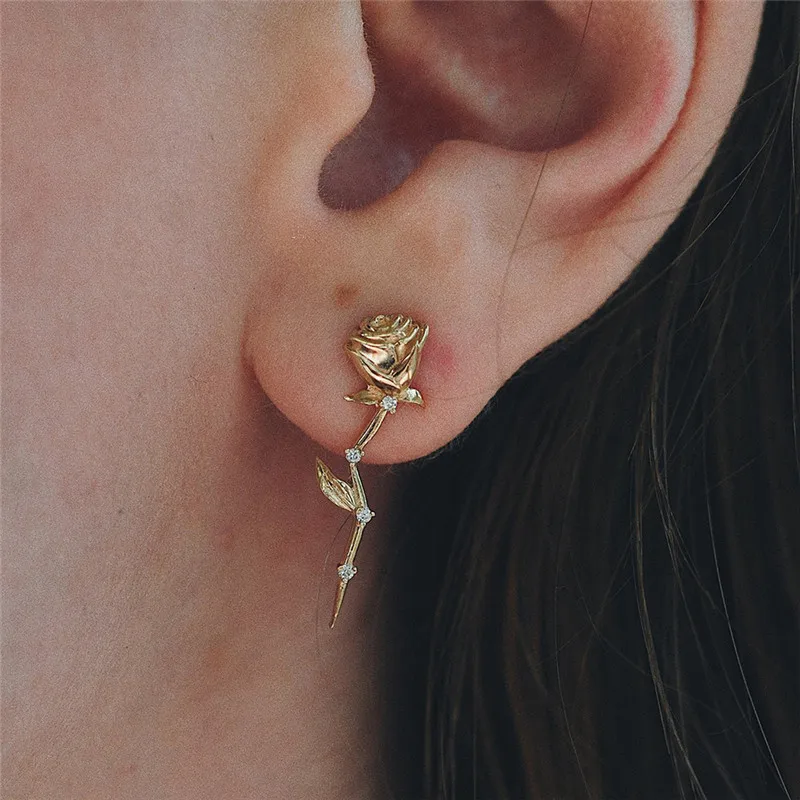 

GIVVLLRY Vintage Rose Flower Stud Earrings for Women Minimalist Elegant Gold Geometric Flower Stud Earrings Fashion Jewelry