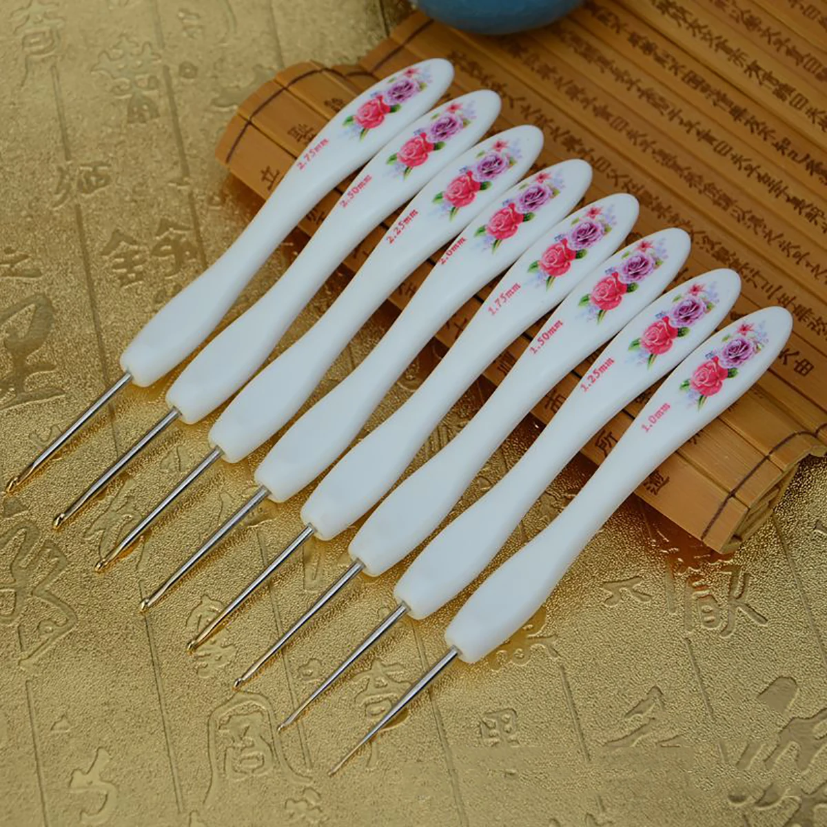 JX-LCLYL 8pcs New Soft Handle Flower Aluminium Crochet Hook Knitting Needles Set 1~2.75mm