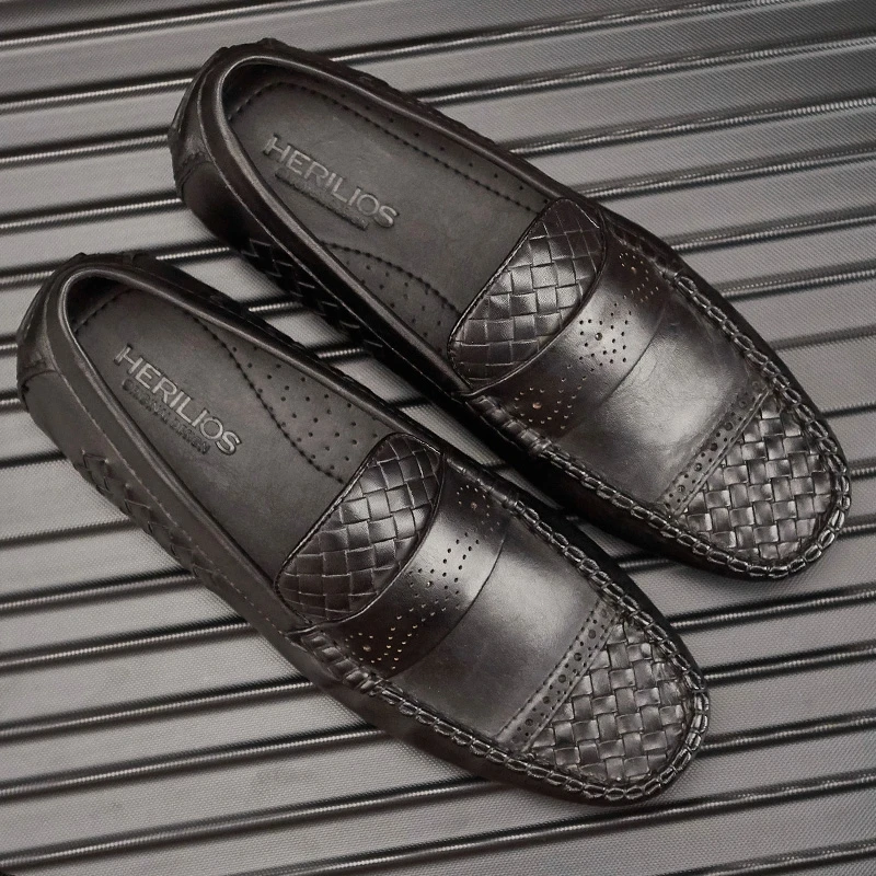 Qualité Mocassins Schuhe Chaussures Conduite Mycoron Haute Cuir Luxe Doux Designer Herren Appartements Nouvelle Casual Hommes En Noir De thrCQsxd