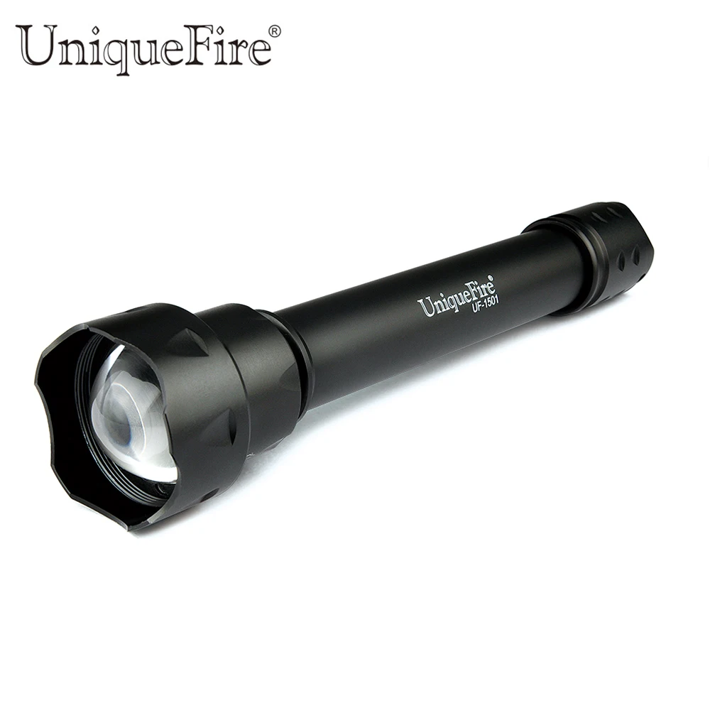 Uniquefire UF 1501 XPE LED 3 Modes Zoomable Flashlight Rechargeable