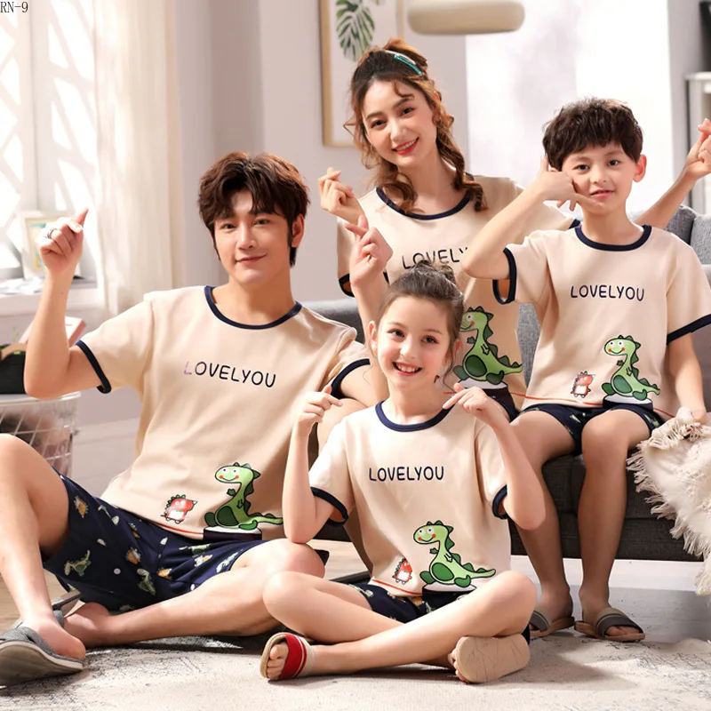 

2019 Cartoon Family Matching Outfits Cotton Mom and Baby Sleepwear Suit Couple Nightwear Dad Cute Pyjamas Set Adult Kids Pijama
