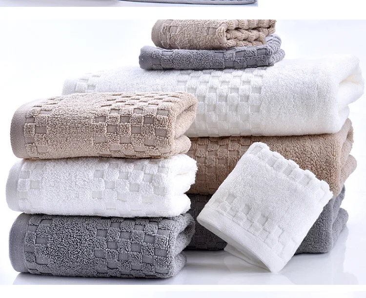 8788408794_669470353