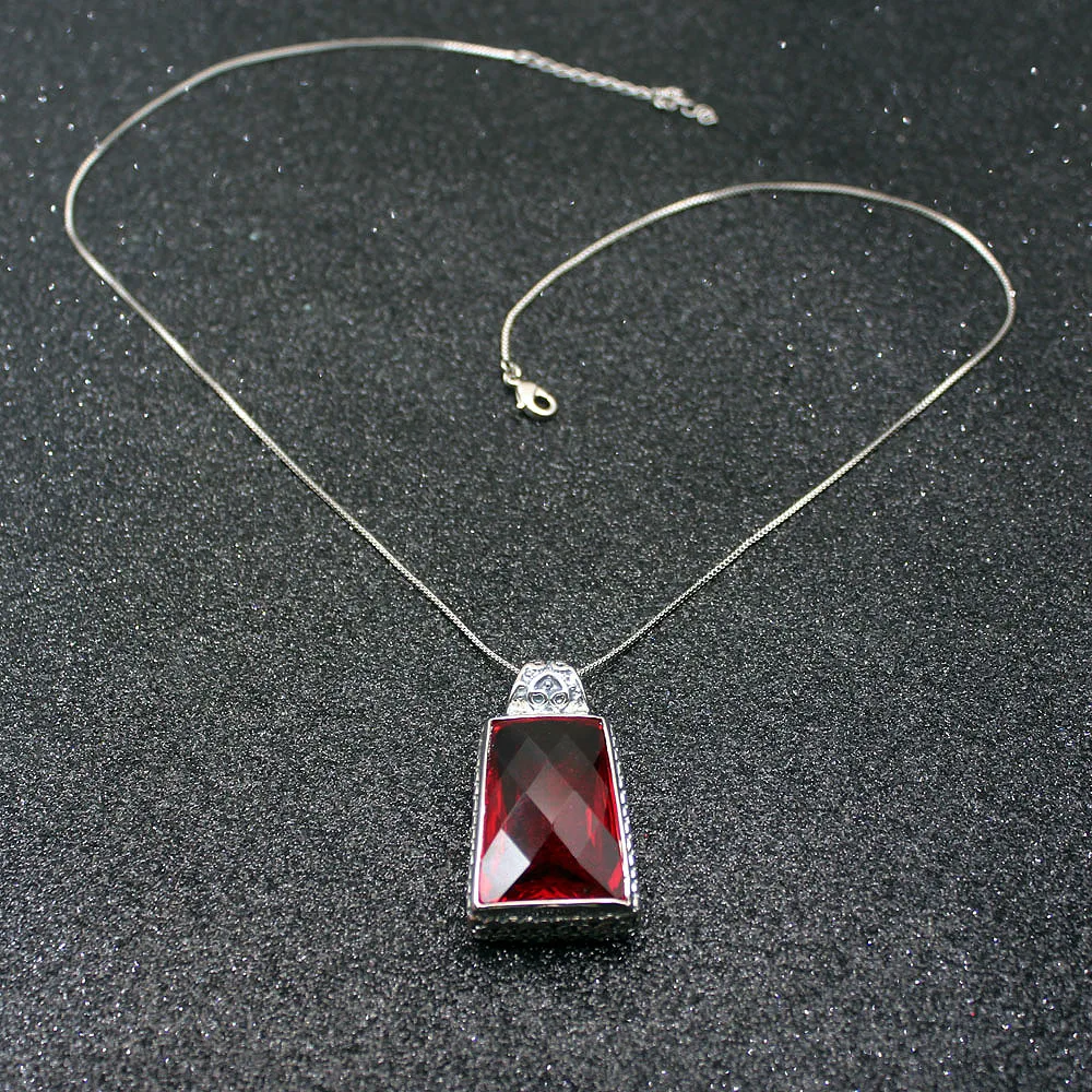 

Vintage Fashion Jewelry Red Garnet 925 Sterling Silver For Women Charms Pendant Chain Necklace 20 Inch