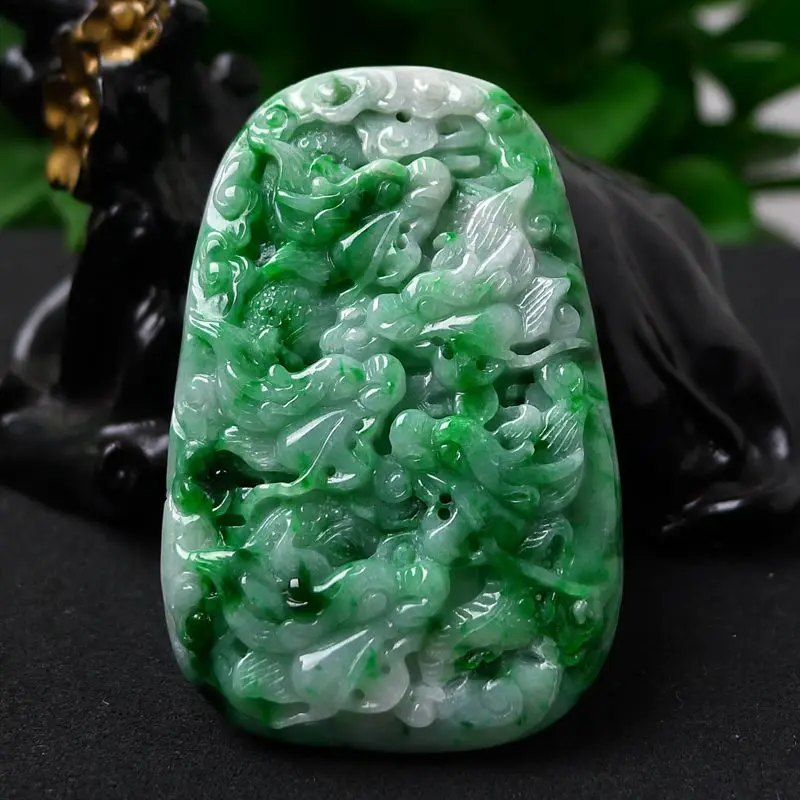 

Emerald Kowloon Supreme Pendant A goods jade pendant necklace ice kinds of features Hand carved Jade Colgante SH19030100084