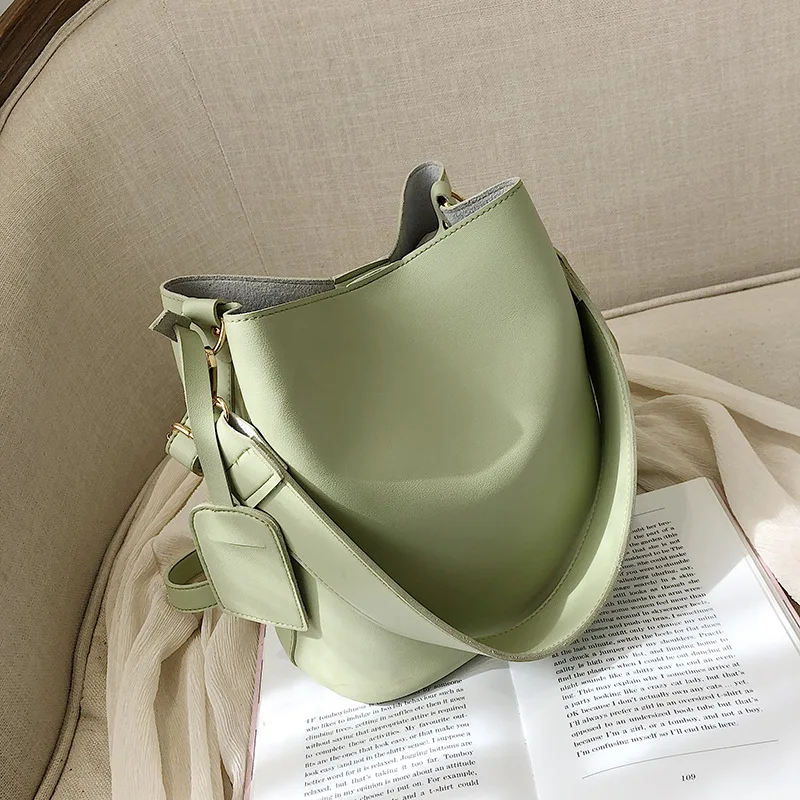 

Shangxin Women's Bag new New Chaohan Version Mother Water Barrel Bag Simple Slant Bag 100 Handbags Single Shoulder Bag