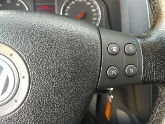 Одна пара кнопок управления рулевым колесом для VW Golf Jetta MK5 Passat B6 1K0 959 537/538|Рулевые