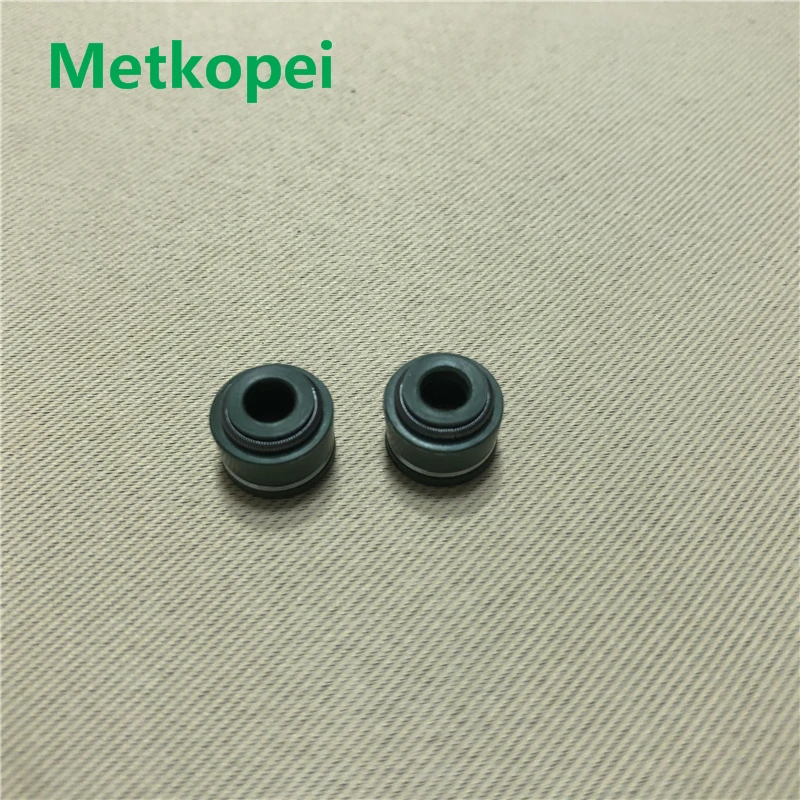 CBT125 engine valve -oil seal-guide (2)