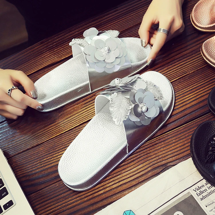 4693784118_1557642219