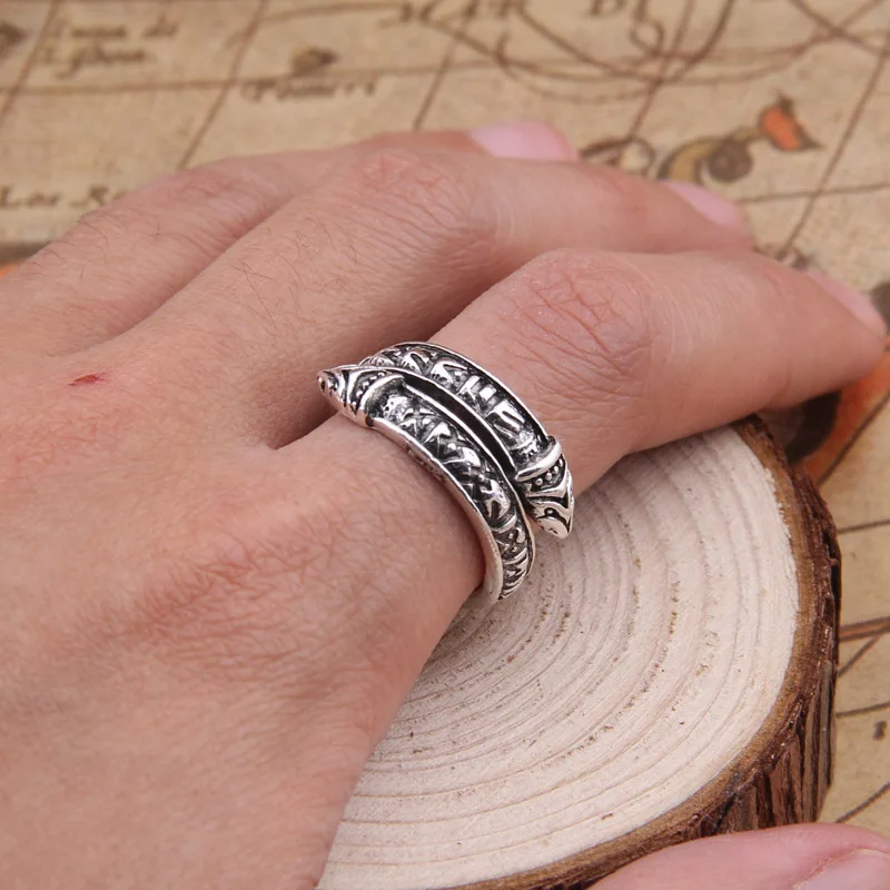 

2018 Dropshiping 2 color Vikings Dragon heads weeding Ring for men Norse