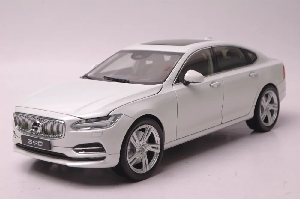118 Diecast Model for Volvo S90 T5H 2016 White Alloy Toy Car Miniature Collection Gifts in