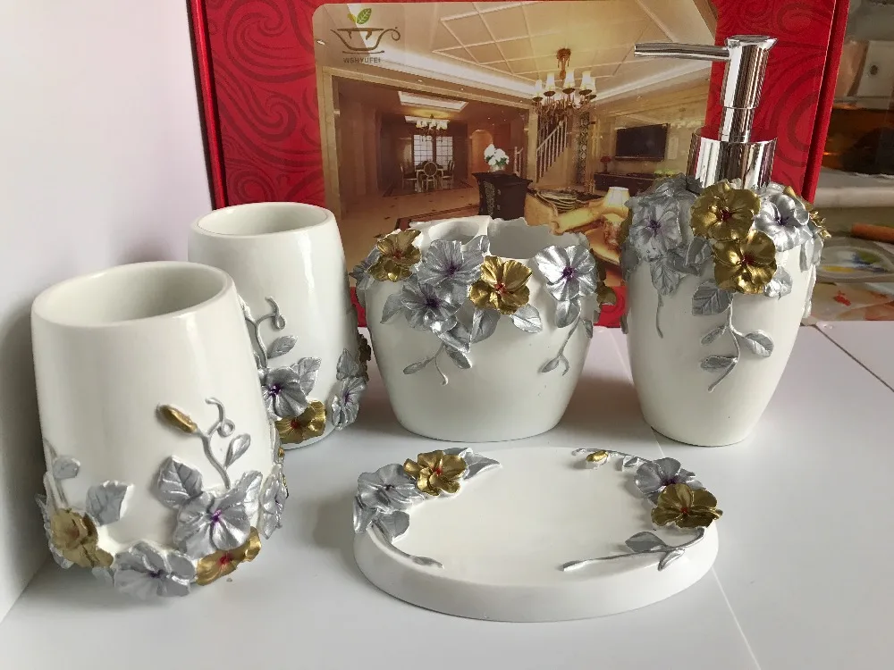 Household items Bathroom sets Resin lotion bottles