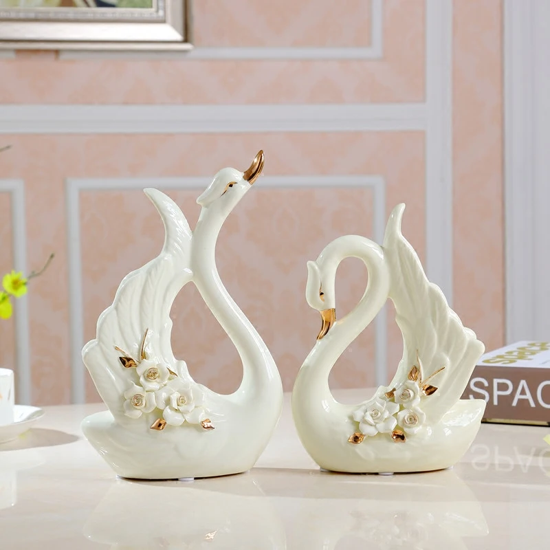 European Style Swans Home Decoration Elegant Floral a Pair of Swan
