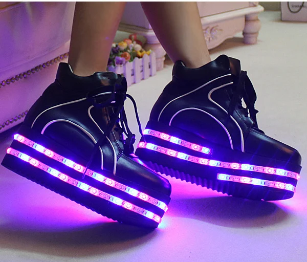 nike femme qui s'allume nike femme qui s'allume