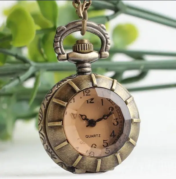 Винтаж бронза антиквариат моды кварца темно-коричневого стекла современных часов Цепочки и ожерелья карманные часы