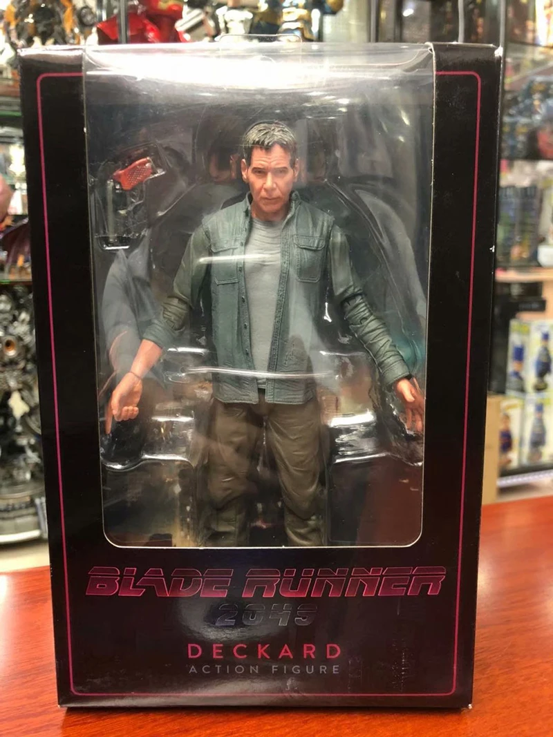 NECA Blade Runner 2049 Deckard PVC Action Figure (3)