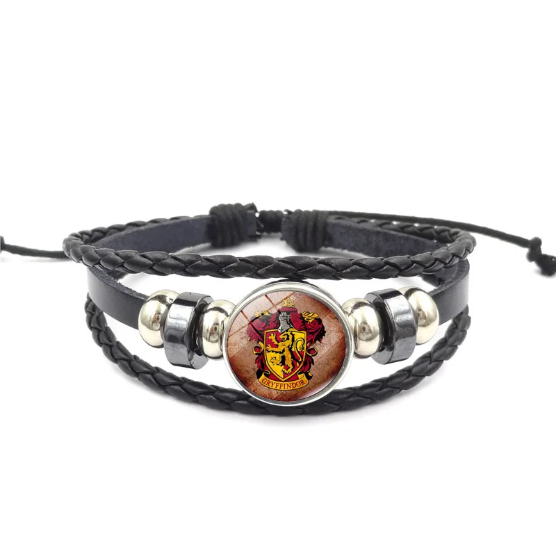 

Harry potter cartoon series European and American style Hogwarts insignia knitted beaded bracelet festival gift Toys