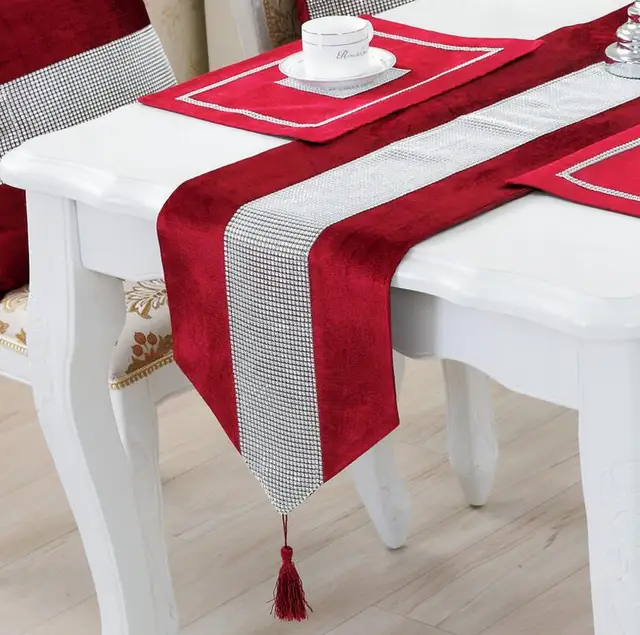 Modern brief style solid color table runner with plastic inlay home
