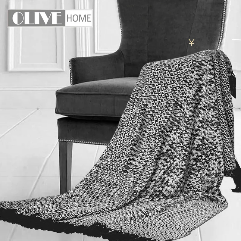 

Battilo Indoor/Outdoor Machine Washable Diamond Throw Blanket For Chair, Couch, Picnic, Camping, Beach, Everyday Use