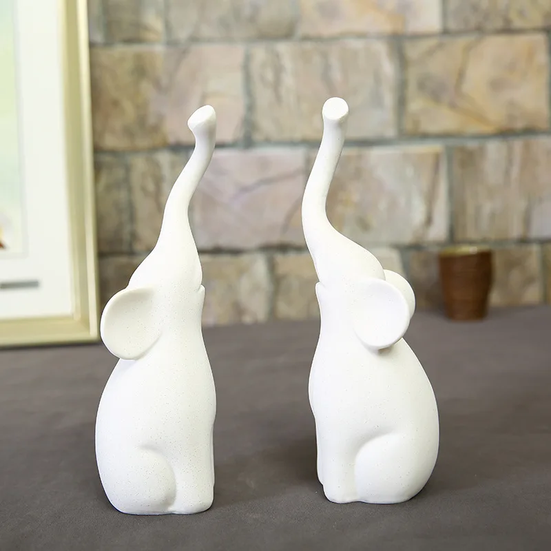 Elephant Lovers Figurines (1)