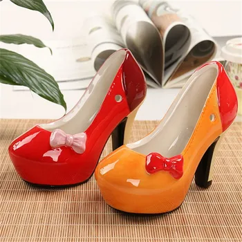 

Creative Ceramics High-heeled Shoes Ashtray Decoration Personality Fashion Gift Ash Tray Ceramic Ashtray Cigarette Ashtray