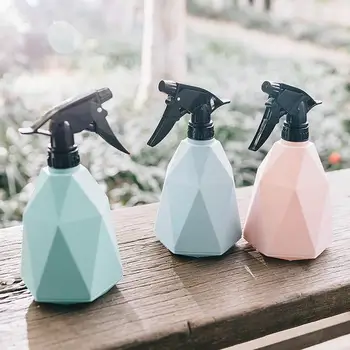 

45# 600ml Portable Rhomb Empty Nozzle Manual Trigger Plants Watering Can Pot Spray Bottle Container Garden Tool