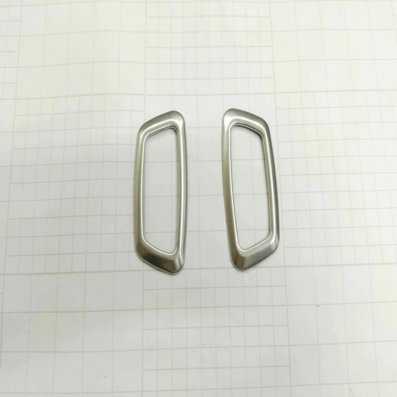 (5)