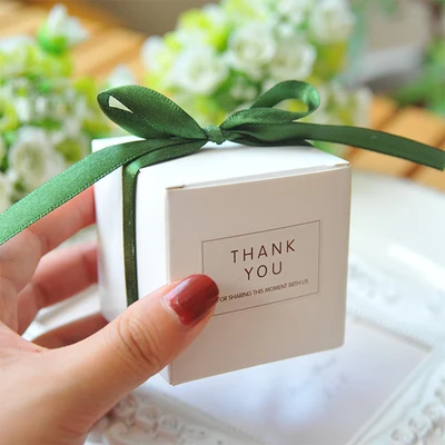 

6x6x6cm thank you European Simple White Cube Candy Boxes Wedding Party Supplies Gift Packing Box Baby Shown Favors Gift Bag
