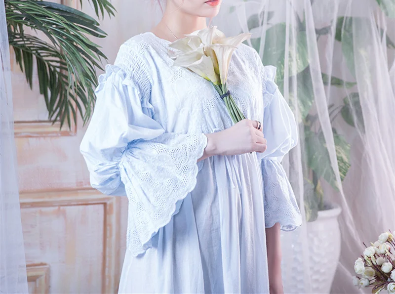 NIGHTGOWN (3)