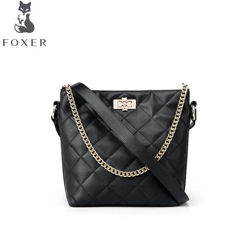 

FOXER luxury fashion small fragrance female 2019 new fragrance grandma hippie bag large capacity bucket bag wandering bag should