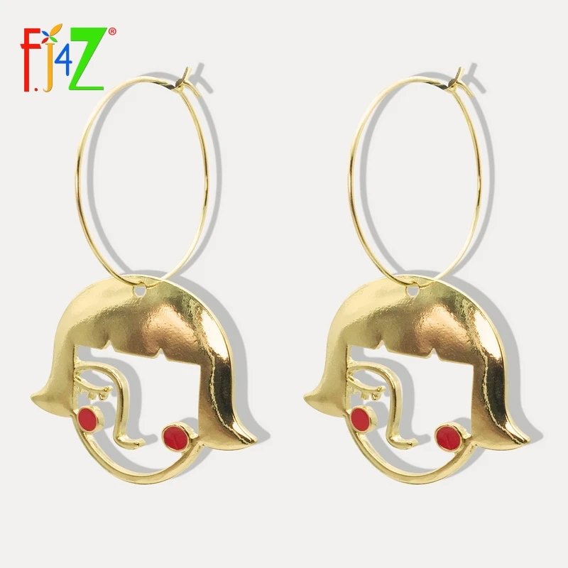 

F.J4Z Brand New Jewelry Chic Earrings Lovely Hollow Girl Face Outline Alloy Pattern Hoop Earrings gifts De Mujer Bijoux