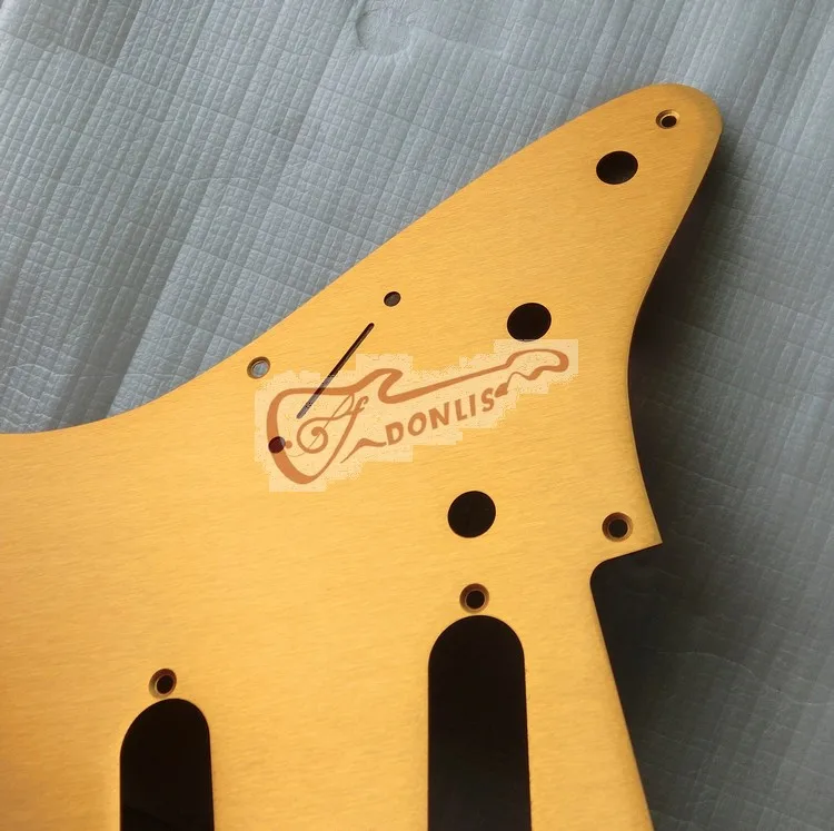 strat guitar guard