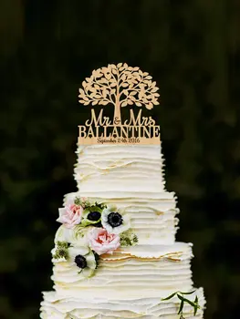 

Mr Mrs Wedding Cake Topper with Tree Personalized Wood Cake Topper Wooden Rustic Cake Topper Last name topper