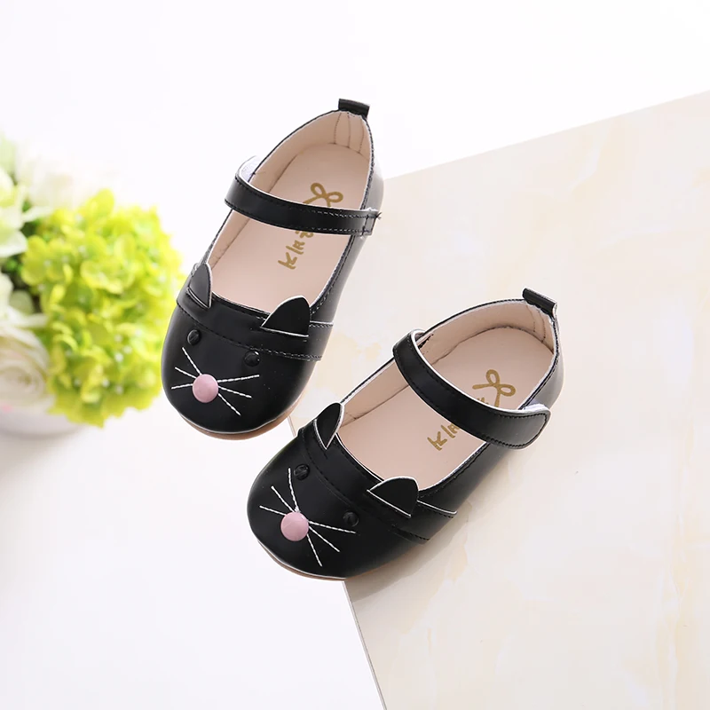 Демисезонный обувь для девочек кот в стиле принцессы тонкие туфли из искусственной кожи, для детей с жемчужным колечком; Танцевальная обувь для детей 2-7 лет MCH005